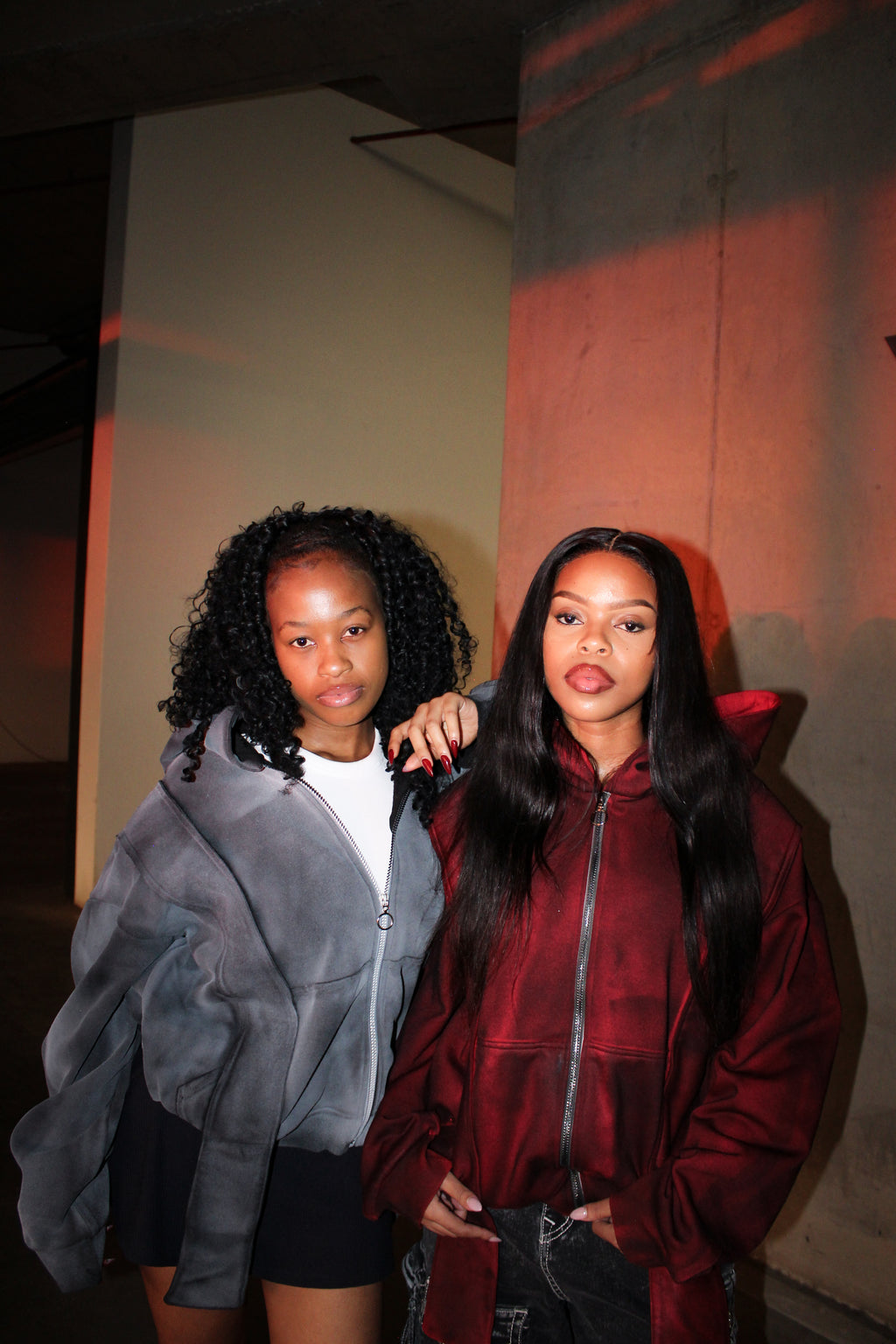 'OX BLOOD RED’ ZIP-UP HOODIE