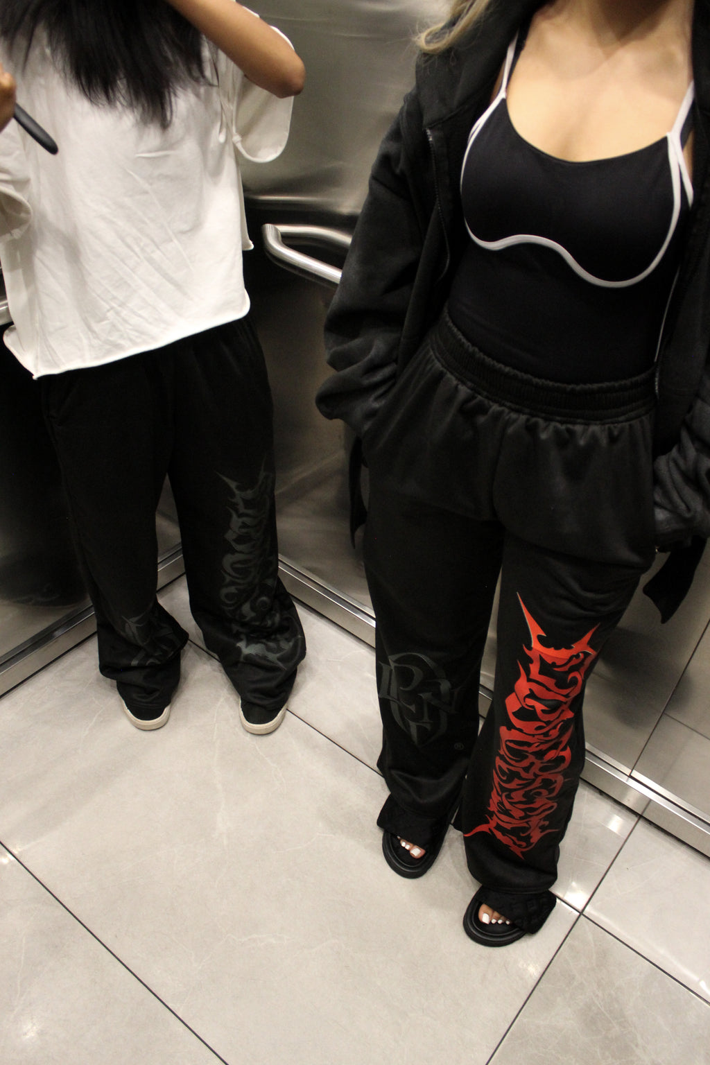 ‘BLACK BADGE’ TRACKPANTS