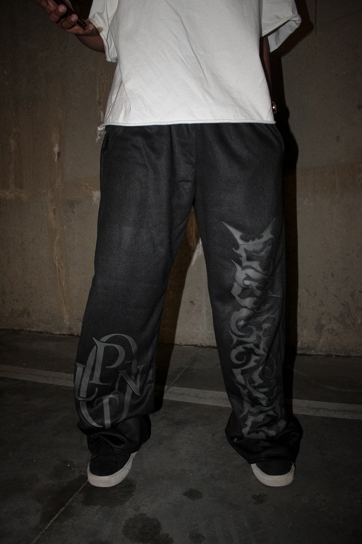 ‘BLACK BADGE’ TRACKPANTS